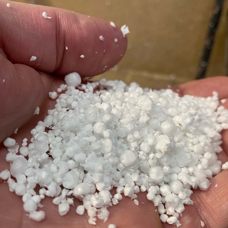 1000 Liter recycelte Polystyrolkugeln zur Isolierung