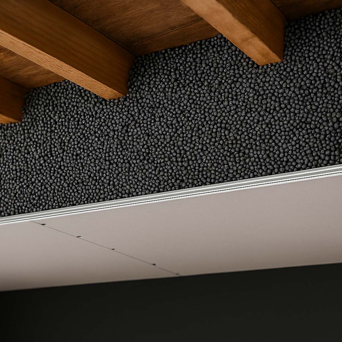 Aislamiento con Perlas de Poliestireno Anti-Fuego Pure Graphite® Aislamiento con Perlas de Poliestireno Anti-Fuego Pure Graphite®